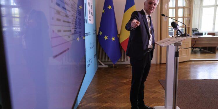 Moțiunea împotriva Dianei Buzoianu a trecut. Daniel Zamfir: Mărturisesc că am greșit în privința doamnei ministru