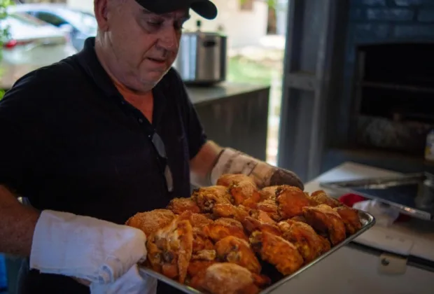 Pune Coca-Cola când prepari puiul la cuptor. Trucul genial al bucătarilor