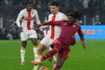 Gafă incredibilă în apărarea lui Genoa! Echipa lui Dan Șucu, iertată de Roma după 0-3 la pauză