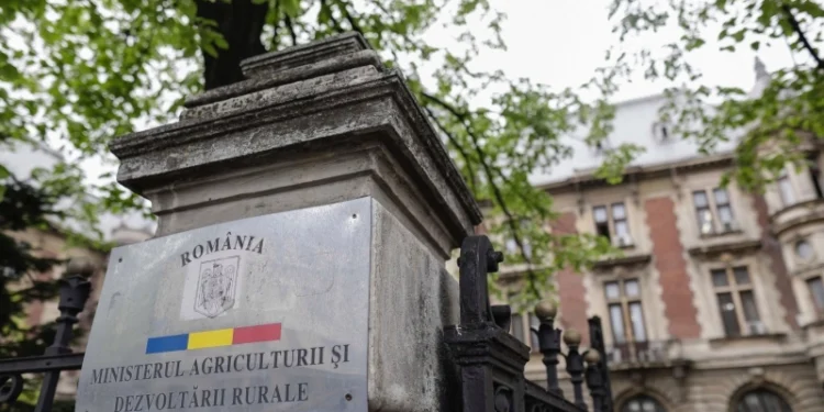 Ministerul Agriculturii elimină sute de funcții de conducere, iar cheltuielile salariale scad cu cel puțin 10%