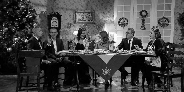 Un român a uitat televizorul pe Revelionul TVR și acum are mileuri prin toată casa