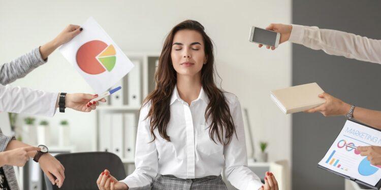 Știință sau SF? Experimentul care sugerează că ADN-ul uman ar putea influența realitatea