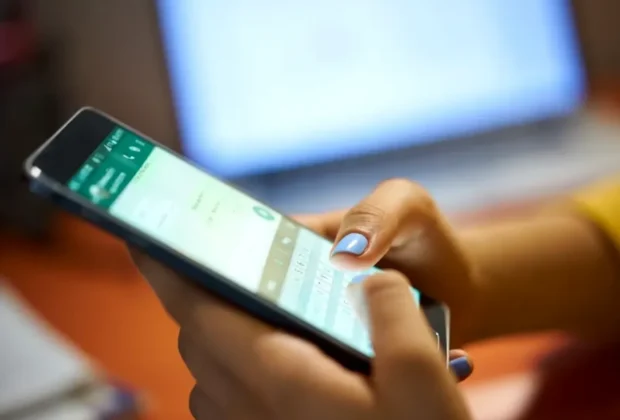 ‘Ai 3.200 de lei pe card?’ O nouă escrocherie foarte periculoasă se răspândește printre românii care folosesc WhatsApp