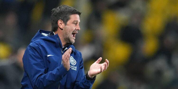 Inter -2! Băieții lui Cristi Chivu s-au încurcat pe final. S-a arătat cartonașul roșu