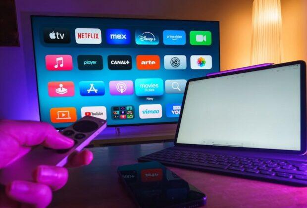 De ce ne plictisim într-o lume care are de toate, explicația psihologului. Ce este teoria „paradoxului alegerii”