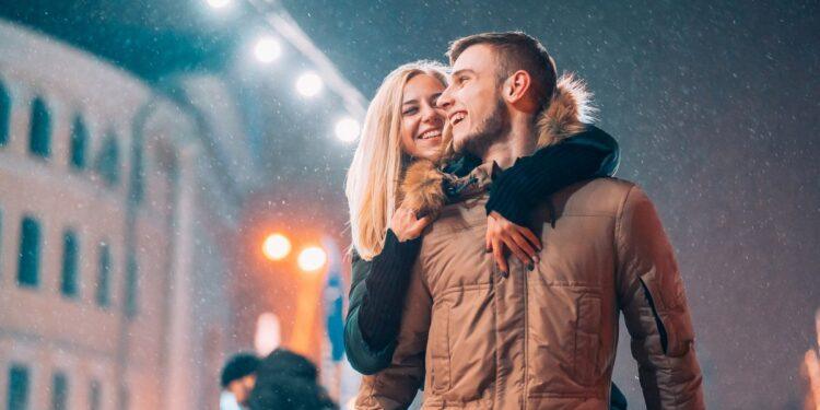 Este România sigură pentru plimbările nocturne? „Toate incidentele s-au petrecut ziua, nu noaptea”