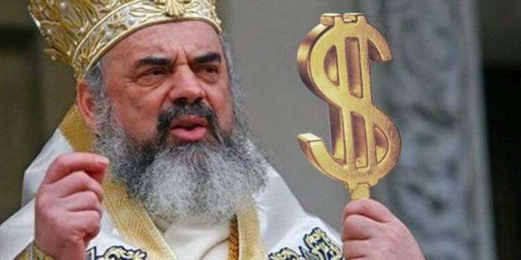 Mai știi? Patriarhul, rugat să sfințească apa de la CET, că poate se încălzește