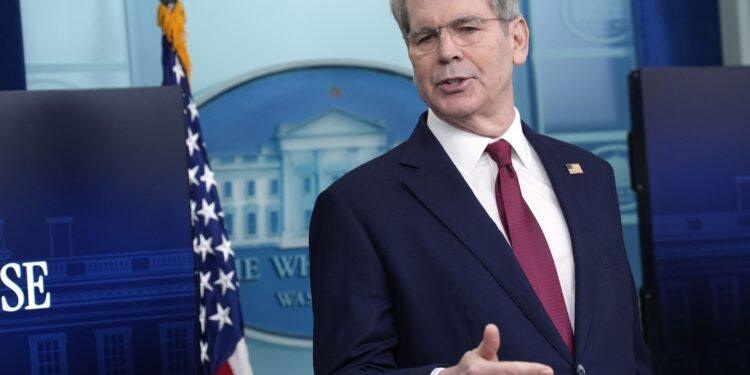 Trump încearcă de fapt să evite un conflict fierbinte, susține un ministru american / Ordinea mondială și NATO sunt în joc, transmit europenii