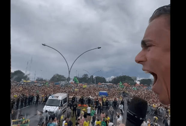 Un fulger a lovit în timpul unei manifestaţii pro-Bolsonaro: 89 oameni au fost răniţi