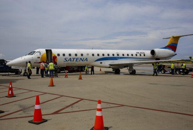 Avion prăbușit într-o regiune montană cunoscută pentru plantațiile de coca. 15 oameni, printre care și un politician, au murit