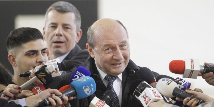Traian Băsescu, mesaj tranșant adresat lui Nicușor Dan: „Nu aș ceda acest drept al președintelui”