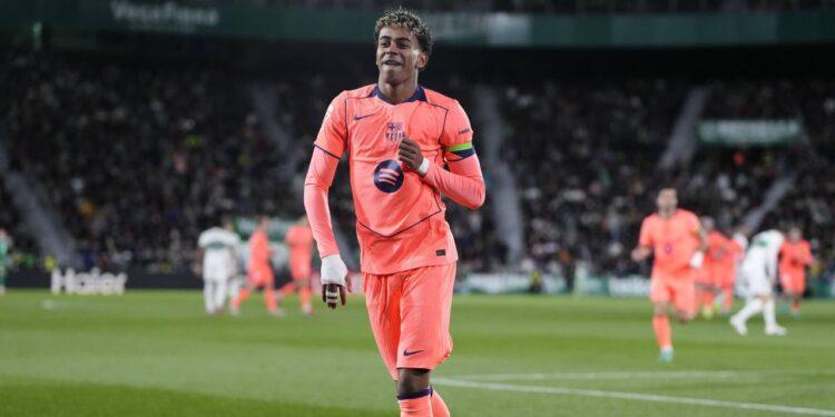 Barcelona s-a distrat cu Elche și va rămâne lider în La Liga! Lamine Yamal a făcut show din nou