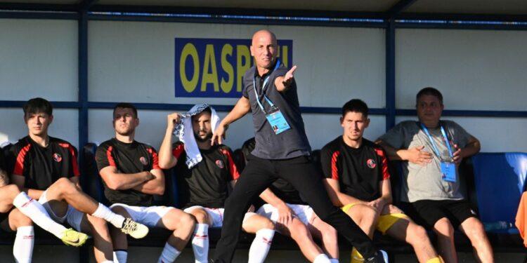 Robert Ilyeș, supărat după înfrângerea la limită cu FCSB: „Rar îi mai prinzi îi așa hal”