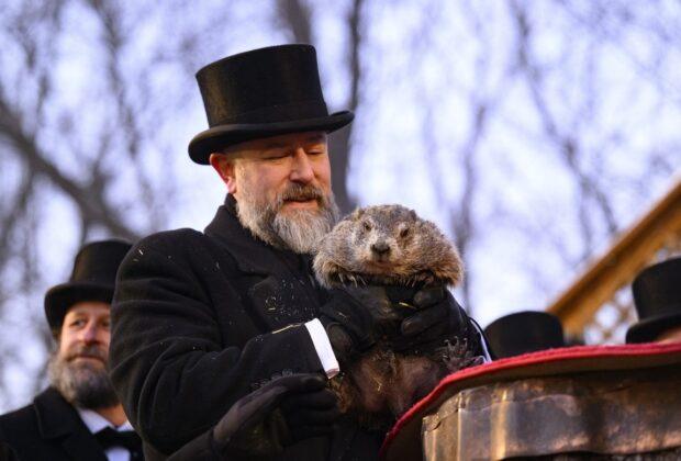 VIDEO Marmota Phil, devenită celebră odată cu filmul „Ziua Cârtiței”, a prezis când se va termina iarna în SUA