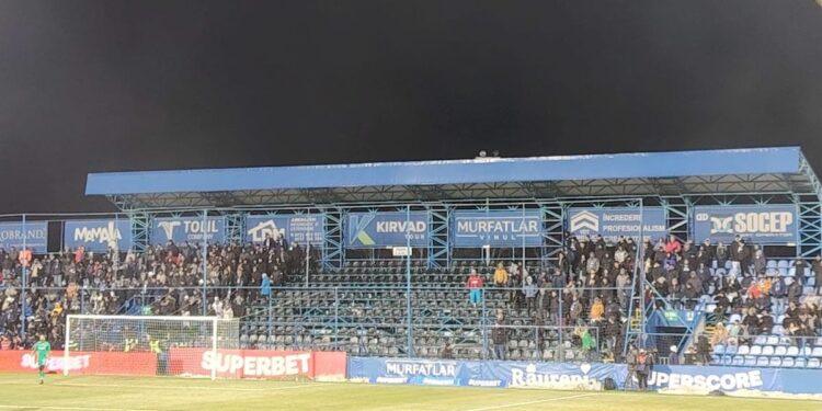 Ultrașii Farului explică de ce au părăsit stadionul în minutul 15, la meciul cu Dinamo