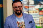 Pentru că-i e dor de emisiunile de la ProTV, Măruță vorbește zilnic cu un tomberon