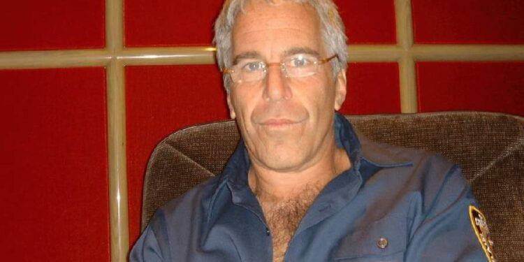 Detalii înfiorătoare despre o minte bolnavă. Jeffrey Epstein se uita la filme românești