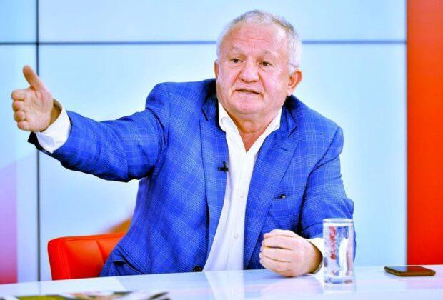 Porumboiu dă de pământ cu MM Stoica și-l somează public: „Nu rezistă! Îi cunosc pe Marian Mexicanu sau Mickey Mouse”