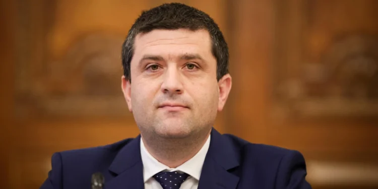Cât a plătit România pentru mașinile a doar 4 piloți de F-16 în SUA? Suma l-a revoltat pe ministrul Radu Miruță: ‘Strigătoare la cer’
