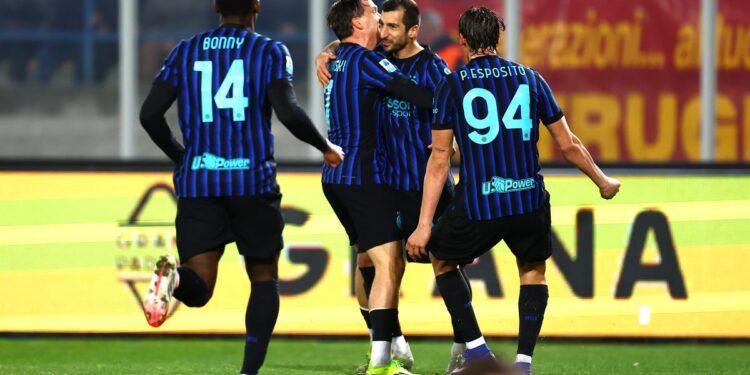 Lecce -2 » Schimbările lui Chivu au făcut diferența, iar „nerazzurrii” au un avans liniștitor în fruntea clasamentului din Italia