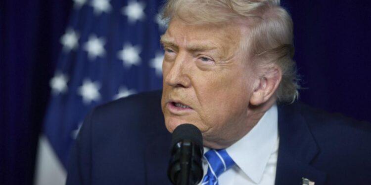 Trump crește tarifele globale de la 10% la 15%: „Pentru țările care ne-au jefuit decenii la rând”