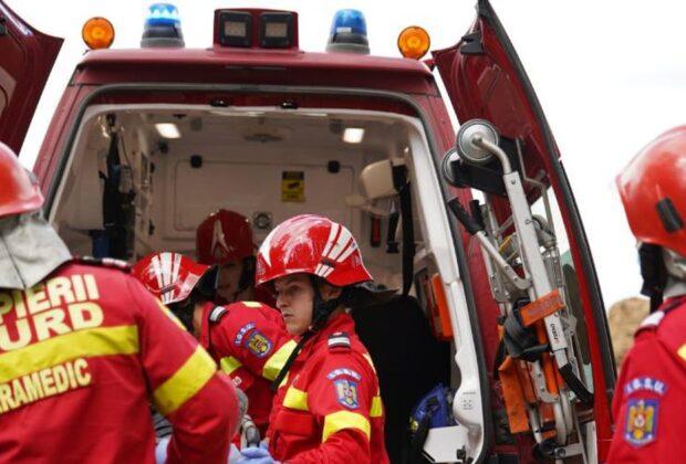 Un elev de 13 ani s-ar fi aruncat de la etajul 1 al școlii la care învață. „Nu a căzut, ci a sărit”. Ce l-ar fi împins la acest gest