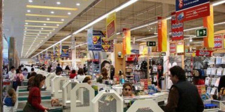 Ministrul Agriculturii cere limită de maximum 20% din totalul mărfurilor pentru mărcile proprii din supermarketuri