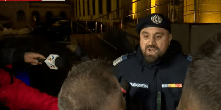 Scandal la Guvern: Cosmin Dorobanțu (ANP) a vrut să intre peste Ilie Bolojan. Jandarm: S-a terminat programul cu publicul / video
