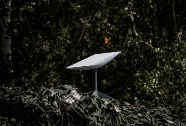 Haos în armată rusă după ce Musk a blocat terminalele Starlink: „Ne-au mai rămas porumbeii, radiourile și cablurile”