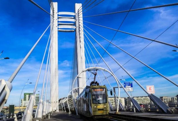 Podul Basarab intră-n reparații. Restricții de circulație timp de 6 luni. Nu a fost niciodată reparat din 2012