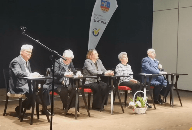 Povestea orașului-amfiteatru, redată într-o carte-document. „Mai sunt doar două în țară: Slatina și Brăila”