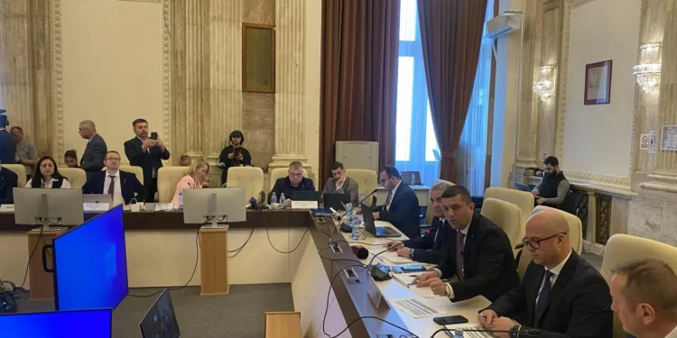 VIDEO Circ la audierile din Parlament, pe bugetul MApN! Opoziția l-a întrebat pe ministrul Radu Miruță dacă a făcut armata