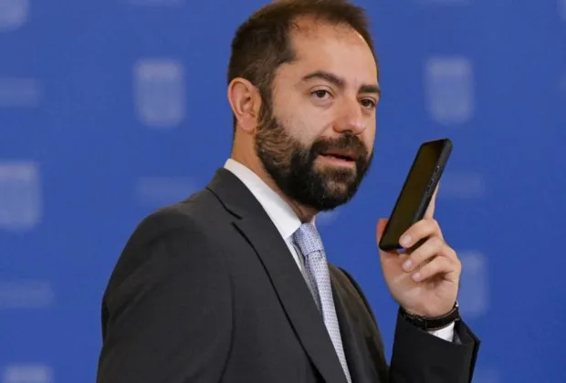 Avertisment de la Cotroceni. De ce este Burnete împotriva plafonării prețului la carburanți: „Putem ajunge la penurie”