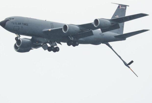 Ministrul Apărării confirmă: Trei avioane KC-135 Stratotanker au decolat de la București. „Nu știu unde se duc”