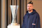 „Prima dată când m-am emoționat până la lacrimi” » Radu Drăgușin despre „anul perfect”, realitatea din Premier League și cumpăna carierei: „Vezi cum e, uneori, viața?”