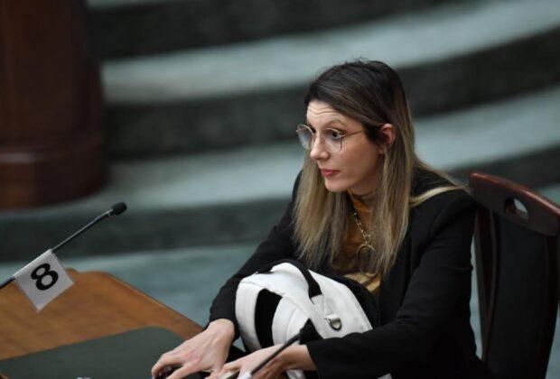 Diana Buzoianu a propus modificarea Codului penal privind hărțuirea sexuală