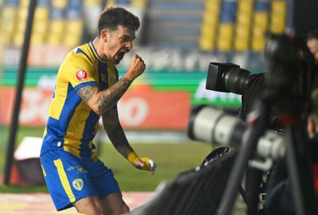 Petrolul a bătut palma cu noul antrenor! Azi semnează contractul