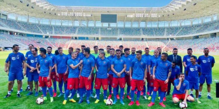 Gigi Becali, învins pe linie de CSA Steaua. Clubul Armatei, confirmat de CCR pe Legea mărcilor