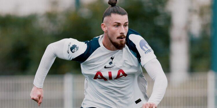 Lovitură pentru Radu Drăgușin. Numirea noului antrenor de la Tottenham, cea mai nefavorabilă variantă pentru român