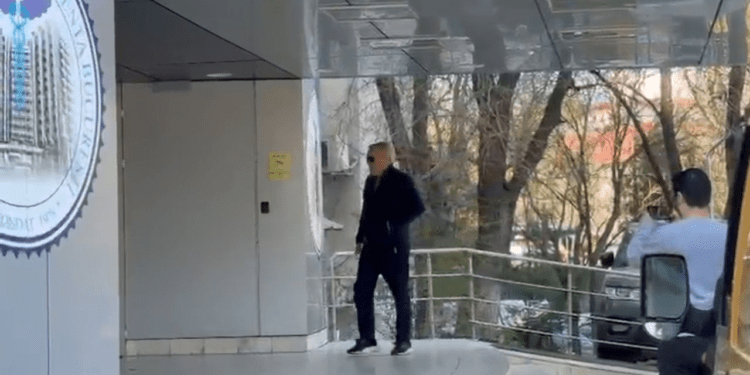 Cine l-a vizitat luni pe Mircea Lucescu la spital! Și-a făcut apariția pentru a doua oară într-o zi