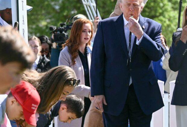 Ce le-a spus Trump copiilor care au vizitat Casa Albă de Paște: „Dacă vă dau autografe, diseară le-ați putea vinde cu 25.000 de dolari pe eBay”