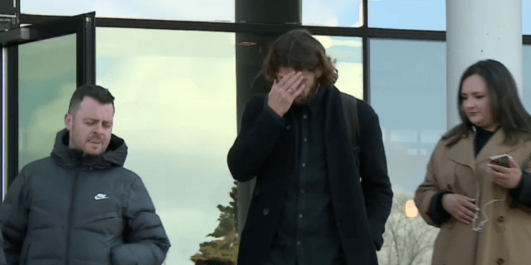 Fostul jucător al Barcelonei a venit să își ia rămas bun de la Mircea Lucescu și a izbucnit în lacrimi: ”În final vom înțelege!”