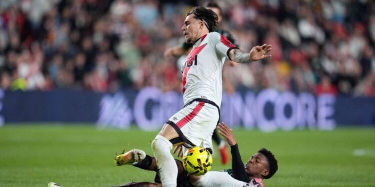 Derby-ul tricolorilor în sferturile Conference League! Rayo Vallecano