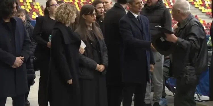 VIDEO Răzvan Lucescu, copleșit de emoții la plecarea din România: „Simt că am vorbit mult prea puțin cu el”