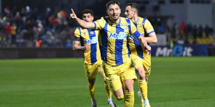 Unirea Slobozia -2, ACUM pe Sport.ro! Grozav dă lovitura și îi scoate pe ”Lupi” din zona retrogradării