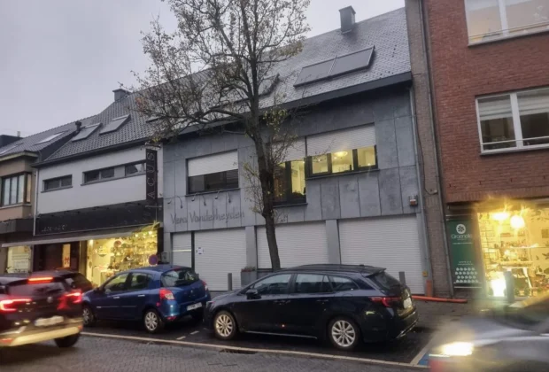 De necaz că au pierdut o avere după o noapte la cazino, doi români au spart o bijuterie în Belgia