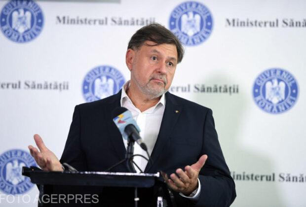 Rafila spune că i-a transmis premierului Ciucă variantele propuse de Pfizer, dar că nu a primit niciun răspuns. „Am revenit de două ori”
