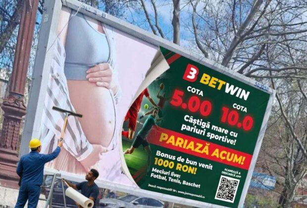 Panourile cu mesaje anticezariană din București înlocuite cu unele decente, la pariuri și videochat