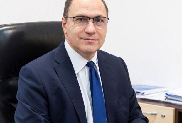 Ministrul Educației propune bani în plus pentru profesorii care muncesc peste 40 de ore pe săptămână