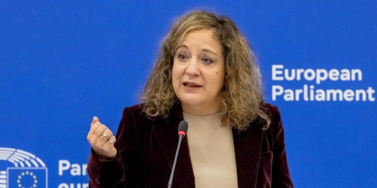 Șefa S&D din Parlamentul European, semnal pentru România după ce PSD i-a retras sprijinul lui Ilie Bolojan. Ce îi reproșează lui Manfred Weber
